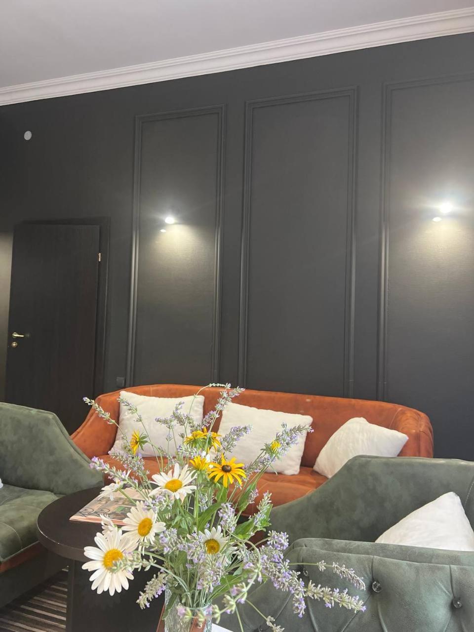 Sapar Standart Hotel Shymkent Ngoại thất bức ảnh