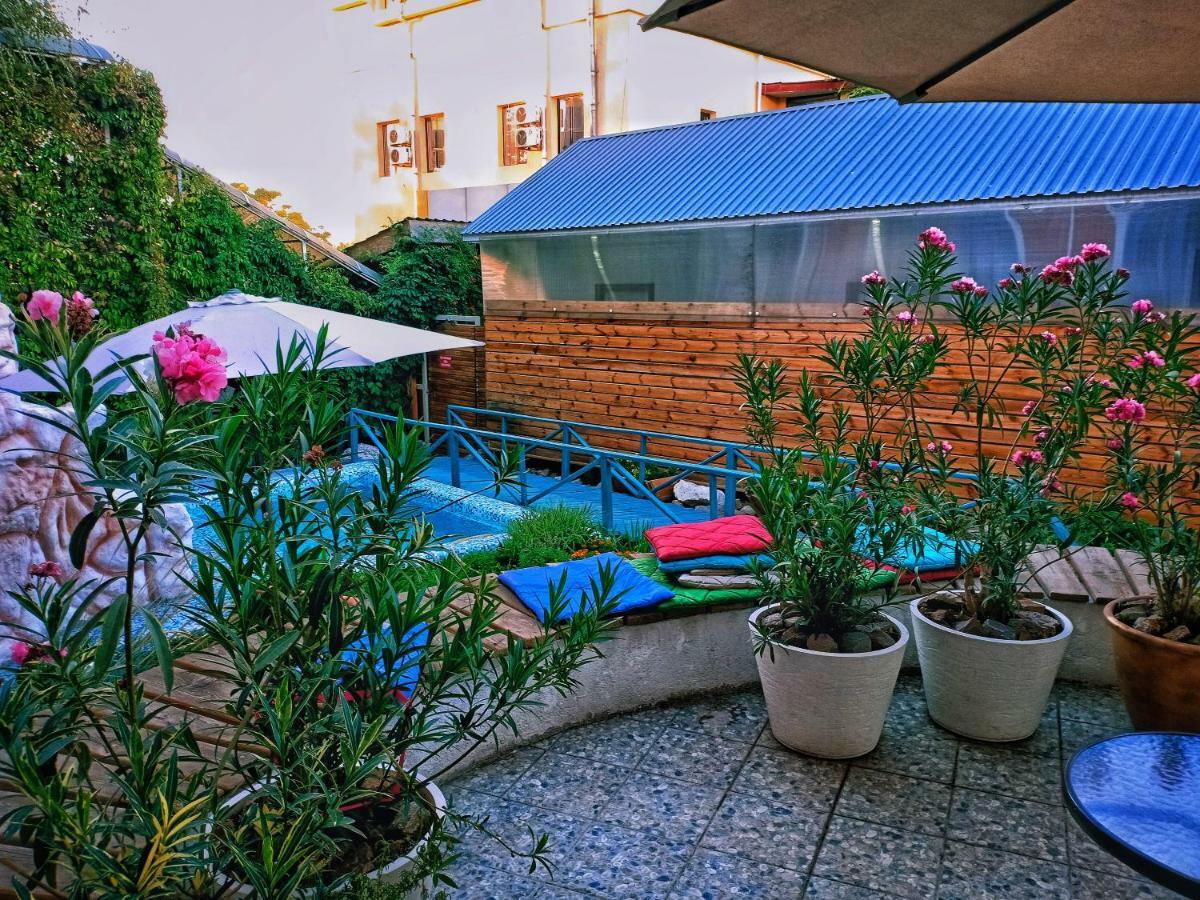 Sapar Standart Hotel Shymkent Ngoại thất bức ảnh