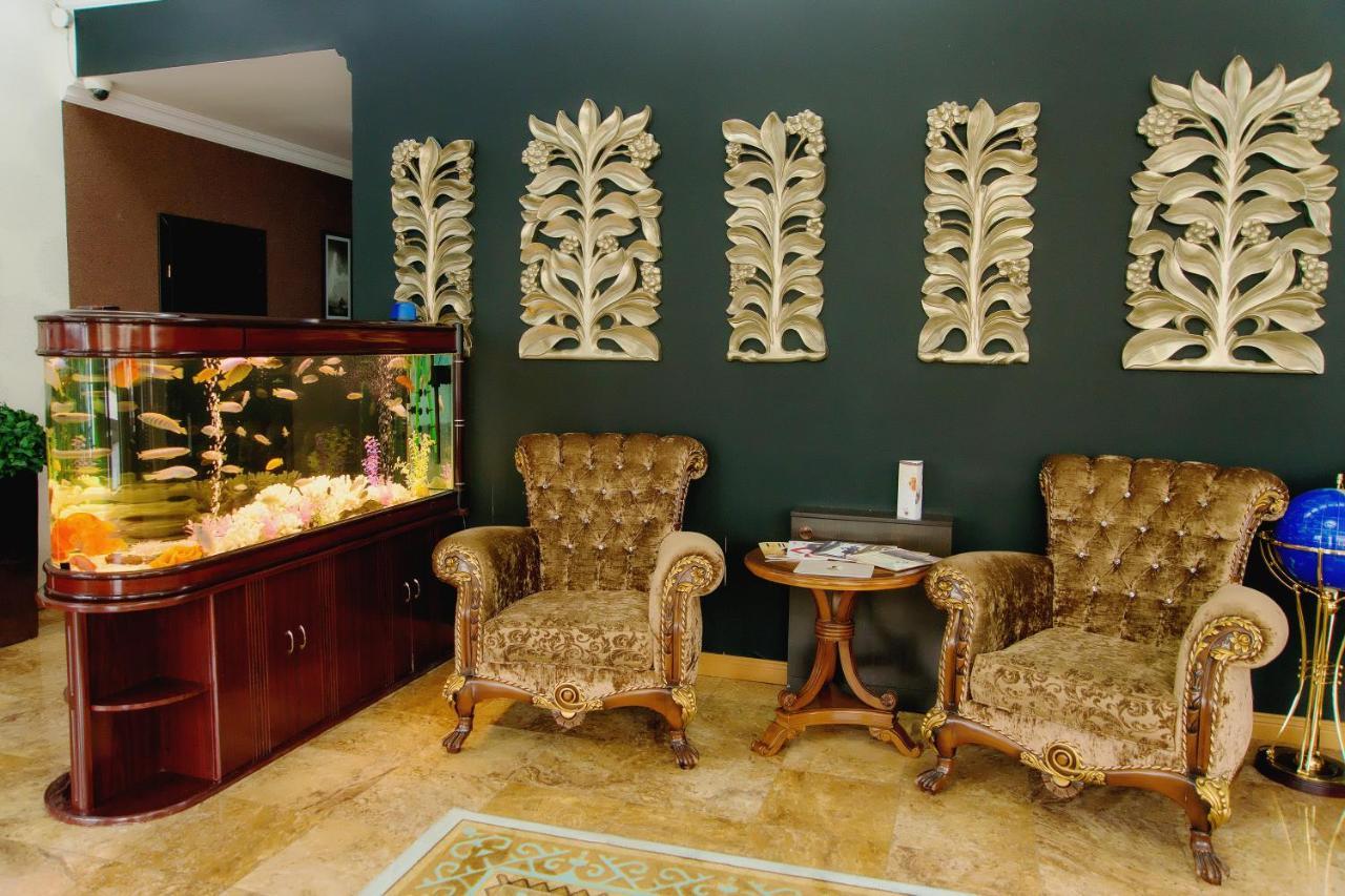 Sapar Standart Hotel Shymkent Ngoại thất bức ảnh